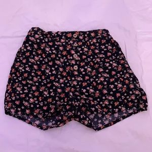 Cute flower bottoms with buttons for girls